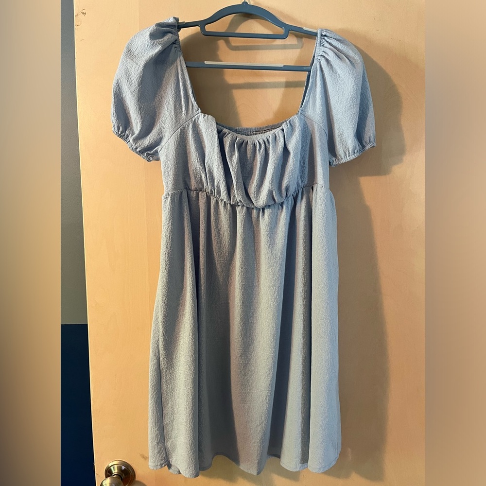 SHORT SLEEVE LIGHT BLUE SUMMER DRESS